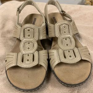 Clark Taupe sandals, Size 7